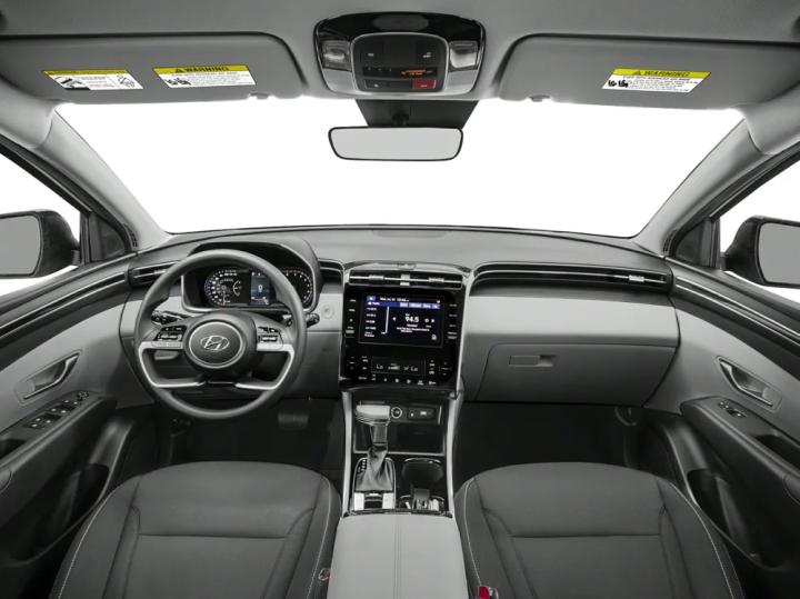 rent a hyundai tucson dubai