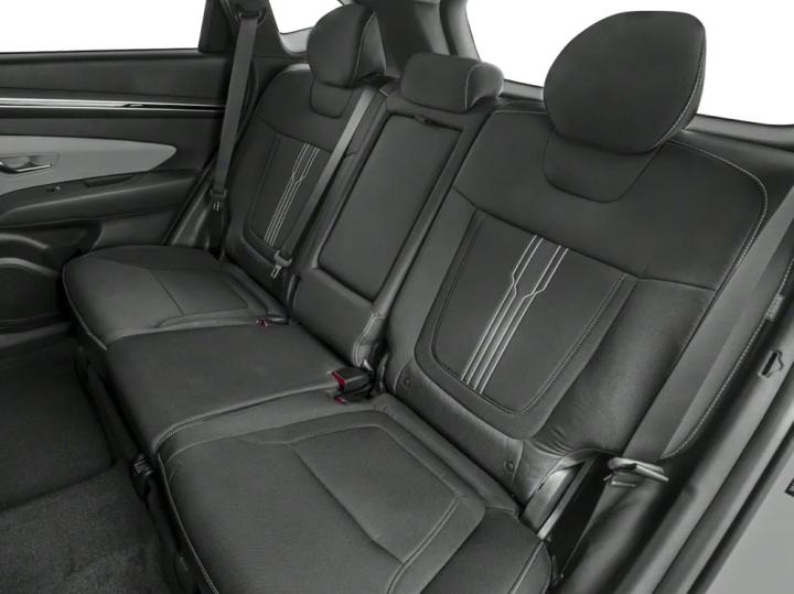 rent a car hyundai tucson photo