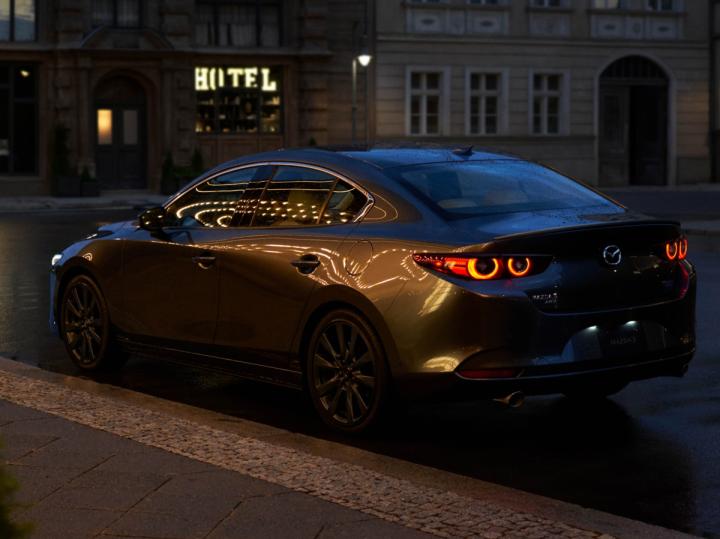 rent a mazda 3 dubai