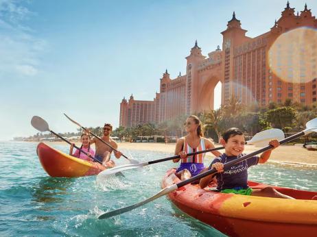 Почему стоит посетить Дубай летом?